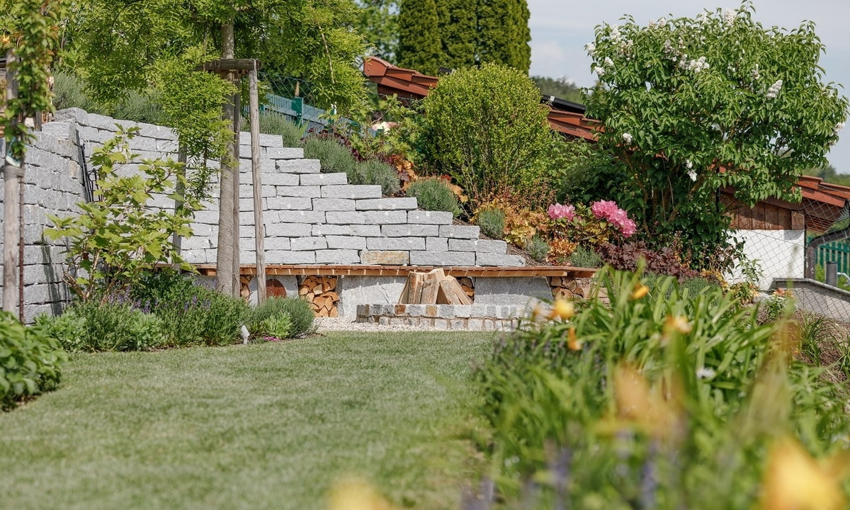 Gartendesign Gartendesign, Ebenen, Garten, Pflanzen, Steinmauer